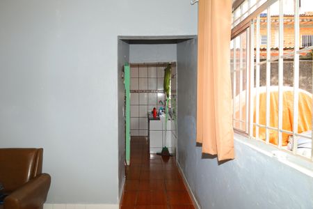 Casa para alugar com 40m², 3 quartos e 1 vagaSala