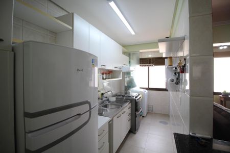 Apartamento à venda com 81m², 3 quartos e 2 vagasCozinha