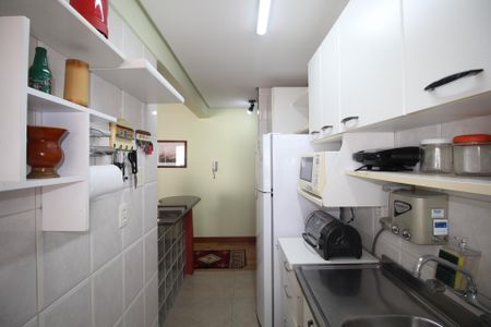 Apartamento à venda com 81m², 3 quartos e 2 vagasCozinha