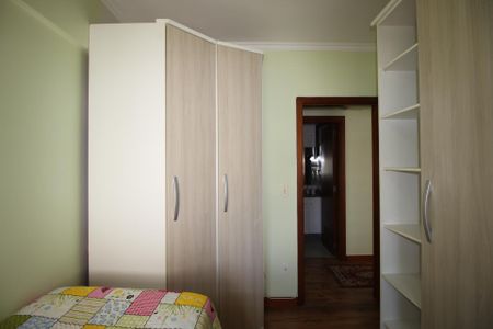 Apartamento à venda com 81m², 3 quartos e 2 vagasQuarto 2