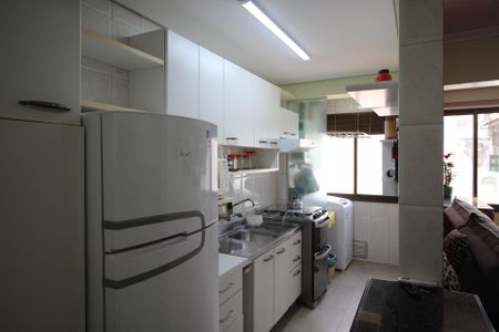 Apartamento à venda com 81m², 3 quartos e 2 vagasCozinha