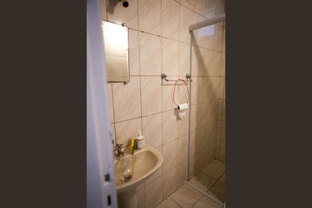 Banheiro de apartamento para alugar com 2 quartos, 36m² em Rio Pequeno, São Paulo