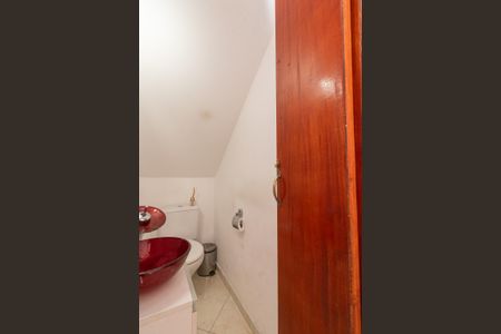 Casa de condomínio à venda com 83m², 2 quartos e 2 vagasLavabo