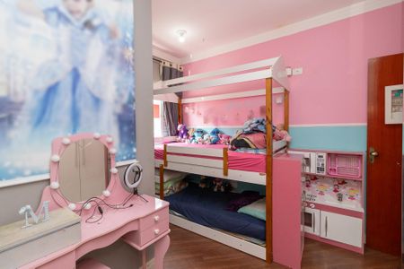 Casa de condomínio à venda com 83m², 2 quartos e 2 vagasSuíte 1