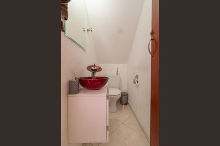 Casa de condomínio à venda com 83m², 2 quartos e 2 vagasLavabo