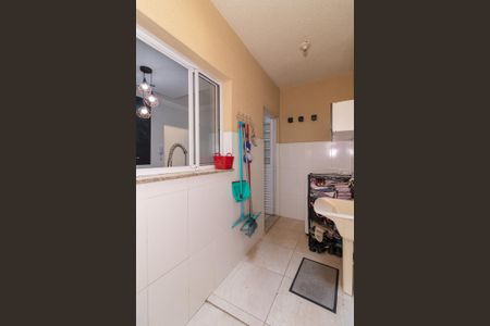 Casa de condomínio à venda com 83m², 2 quartos e 2 vagasÁrea de Serviço