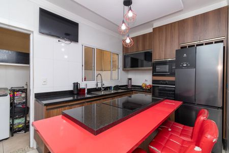 Casa de condomínio à venda com 83m², 2 quartos e 2 vagasCozinha