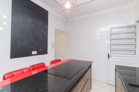 Casa de condomínio à venda com 83m², 2 quartos e 2 vagasCozinha