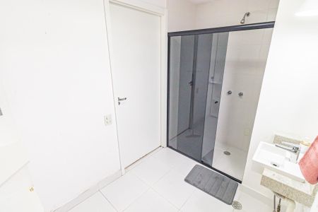 Banheiro de apartamento para alugar com 1 quarto, 35m² em Belenzinho, São Paulo