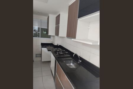 Cozinha de apartamento para alugar com 2 quartos, 49m² em Conceicao, Osasco