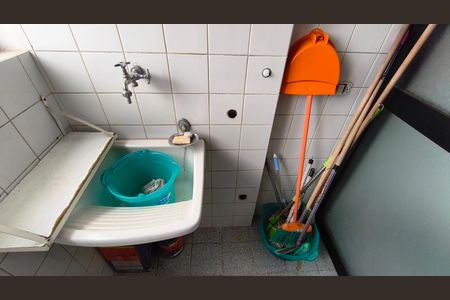 Apartamento à venda com 58m², 2 quartos e 1 vaga Apartamento à venda com 58m², 2 quartos e 1 vagaÁrea de Serviço