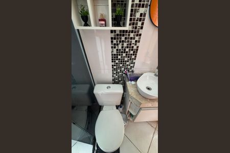 Apartamento à venda com 146m², 2 quartos e 2 vagas Apartamento à venda com 146m², 2 quartos e 2 vagasBanheiro da Suíte