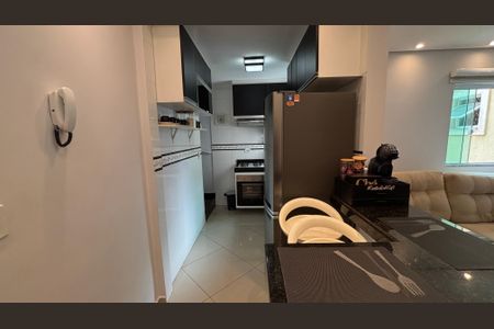 Apartamento à venda com 146m², 2 quartos e 2 vagas Apartamento à venda com 146m², 2 quartos e 2 vagasCozinha