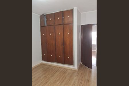 Quarto de casa para alugar com 3 quartos, 220m² em Vila Boa Vista, Campinas