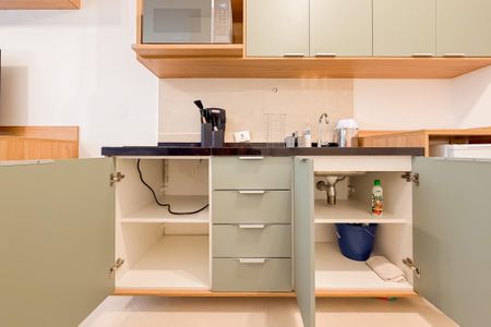 Studio à venda com 27m², 1 quarto e sem vagaCozinha - Armários