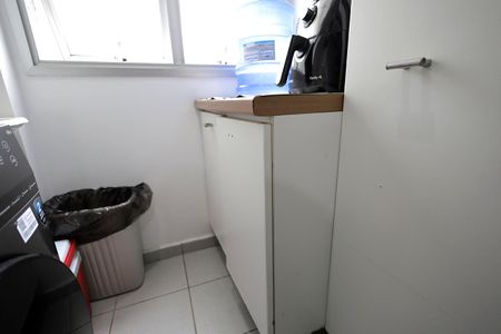 Apartamento à venda com 59m², 3 quartos e 1 vagaÁrea de Serviço