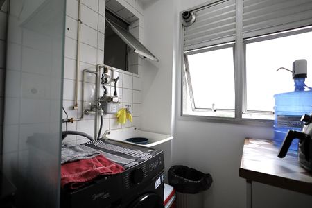 Apartamento à venda com 59m², 3 quartos e 1 vagaÁrea de Serviço