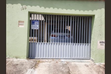 Casa à venda com 150m², 2 quartos e 2 vagasPlaquinha