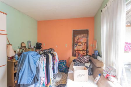 Casa à venda com 150m², 2 quartos e 2 vagasEdícula