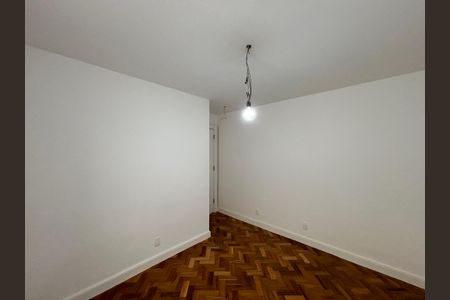 Quarto de apartamento à venda com 1 quarto, 46m² em Jardim Botânico, Rio de Janeiro