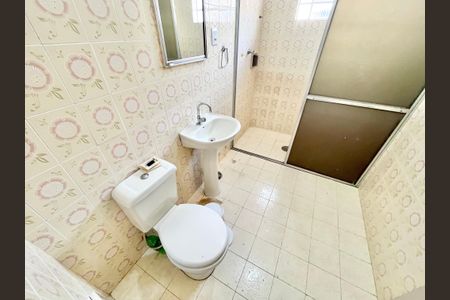 Casa para alugar com 174m², 3 quartos e 2 vagasBanheiro