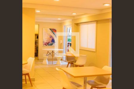 Apartamento para alugar com 27m², 1 quarto e sem vagaÁrea comum - Salão de festas