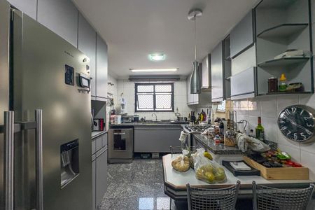Apartamento à venda com 148m², 3 quartos e 3 vagasCozinha