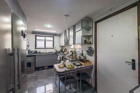 Apartamento à venda com 148m², 3 quartos e 3 vagasCozinha