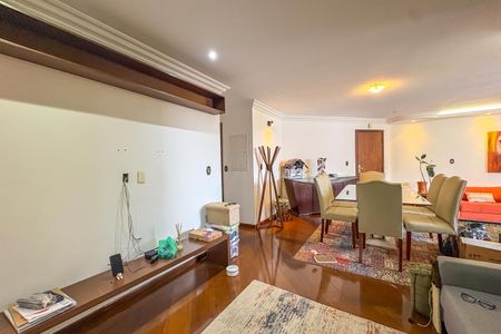 Apartamento à venda com 148m², 3 quartos e 3 vagasSala de TV