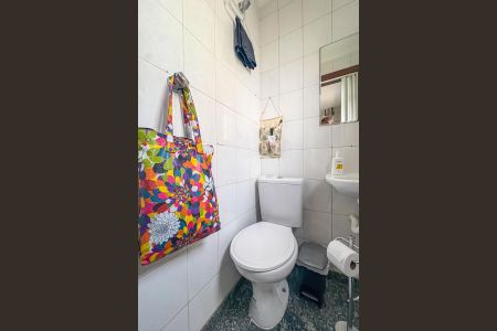 Apartamento à venda com 148m², 3 quartos e 3 vagasBanheiro de serviço