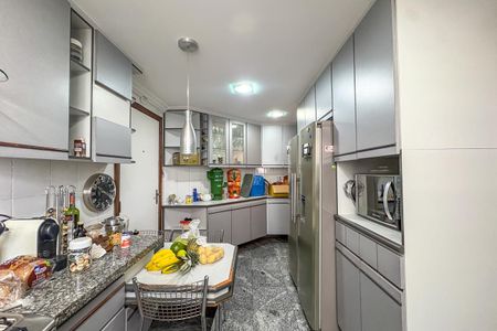 Apartamento à venda com 148m², 3 quartos e 3 vagasCozinha