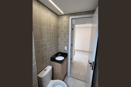 Banheiro de apartamento à venda com 2 quartos, 49m² em Jardim, Santo André