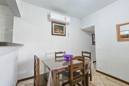 Apartamento para alugar com 96m², 3 quartos e 1 vagaSala