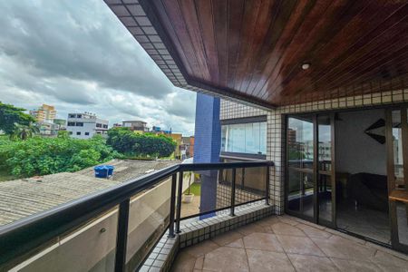 Apartamento para alugar com 96m², 3 quartos e 1 vagavaranda