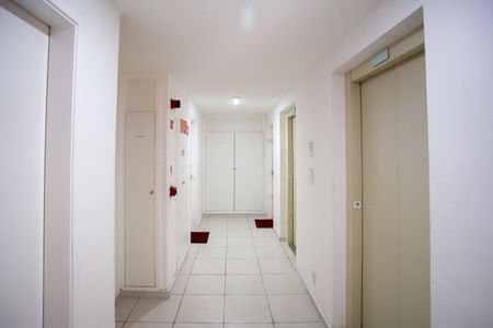 Apartamento para alugar com 44m², 2 quartos e 1 vagaHall de entrada