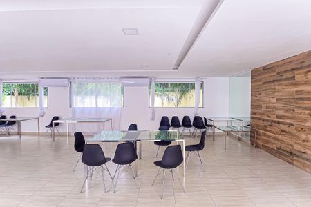 Apartamento à venda com 45m², 2 quartos e 2 vagasÁrea comum - Salão de festas