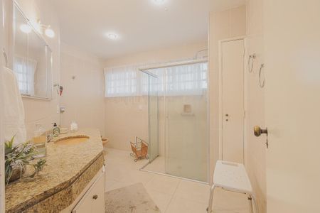 Apartamento à venda com 205m², 3 quartos e 2 vagasBanheiro da Suíte