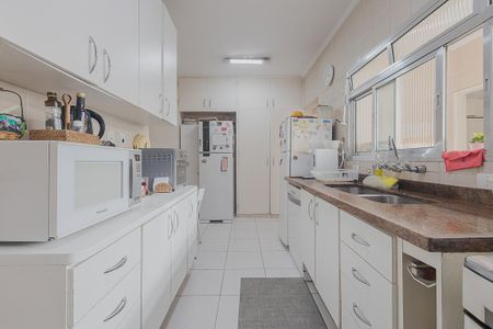 Apartamento à venda com 205m², 3 quartos e 2 vagasCozinha