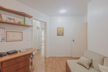 Apartamento à venda com 205m², 3 quartos e 2 vagasEscritório