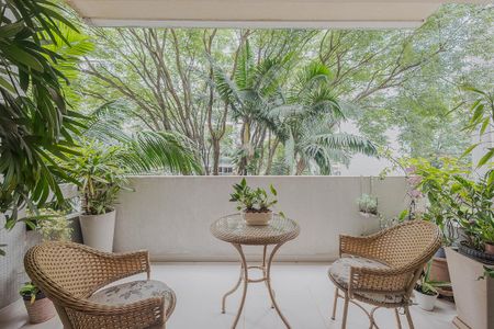 Apartamento à venda com 205m², 3 quartos e 2 vagasVaranda