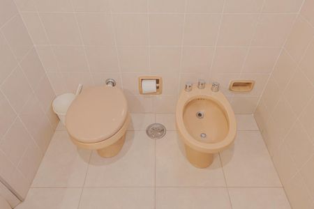 Apartamento à venda com 205m², 3 quartos e 2 vagasBanheiro da Suíte