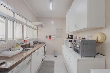 Apartamento à venda com 205m², 3 quartos e 2 vagasCozinha