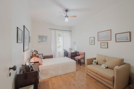 Apartamento à venda com 205m², 3 quartos e 2 vagasQuarto 1