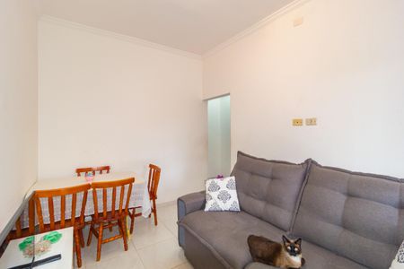 Casa para alugar com 80m², 2 quartos e sem vagaSala