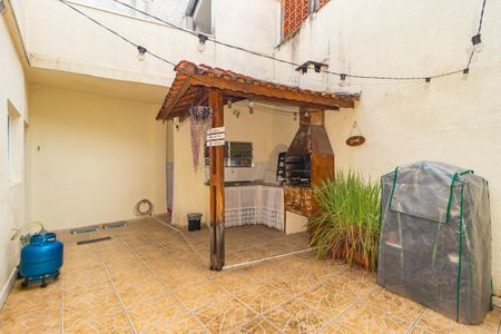 Casa para alugar com 80m², 2 quartos e sem vagaQuintal