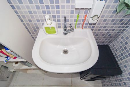 Casa para alugar com 80m², 2 quartos e sem vagaDetalhe - Banheiro