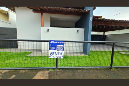 Casa de condomínio à venda com 140m², 3 quartos e 2 vagasPlaca