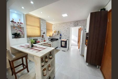 Sala de apartamento para alugar com 1 quarto, 62m² em Centro, São Vicente