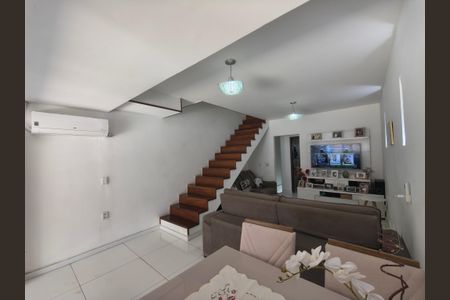 Casa à venda com 3 quartos, 120m² em Tanque, Rio de Janeiro