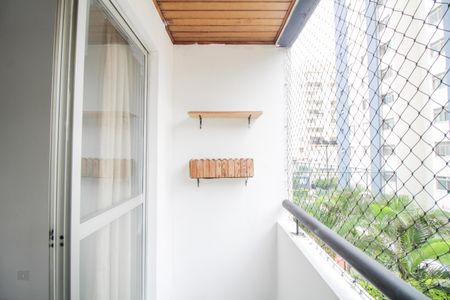 Apartamento para alugar com 55m², 2 quartos e 1 vagaVaranda